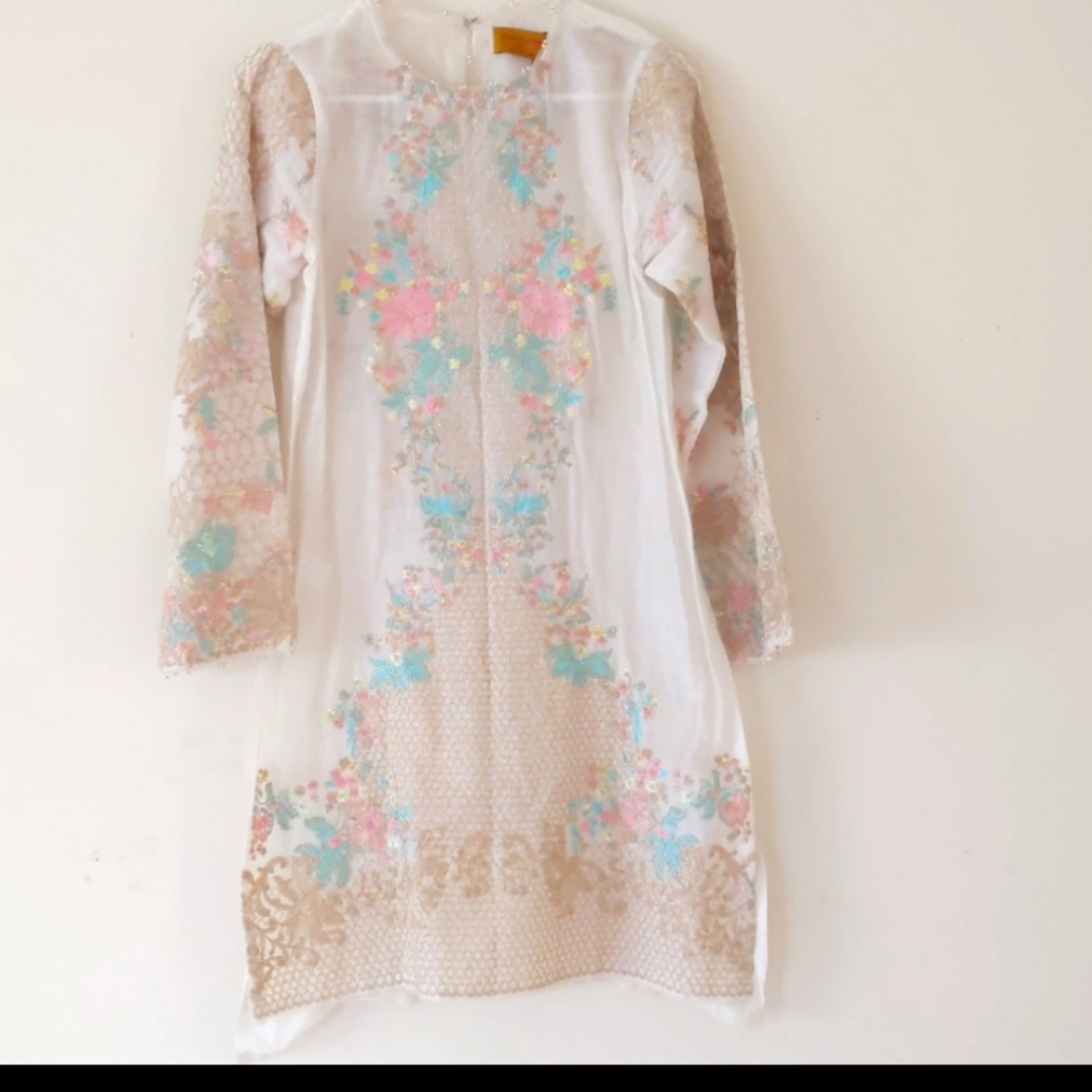Women Sana Safinaz Kurta